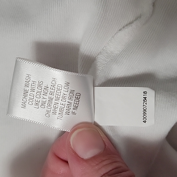 Croft & Barrow Long Sleeve  Classis Tee, White, 2x - Picture 7 of 7